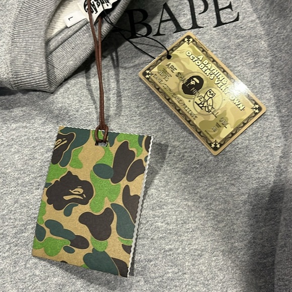 Very unique sweater for sale for men 100% authentic and verified. - Picture 7 of 7